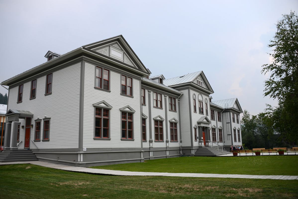 03A Dawson City Yukon Museum Outside